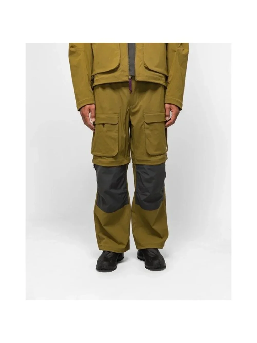 Nike item acg